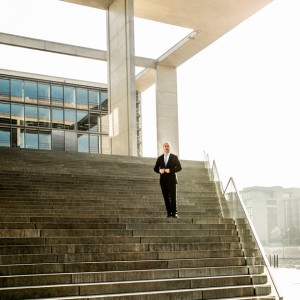 http://www.marcel-schwickerath.de:8080/files/dimgs/thumb_1x300_1_167_1250.jpg